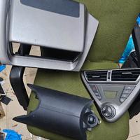 plancia navigatore toyota iq