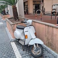 VESPA 50 HP 4