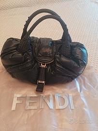Borsa Moncler e Fendi 