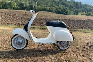 VESPA 50 SPECIAL BIANCO SPINO