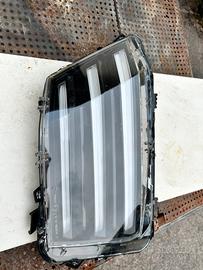 Faro diurno Peugeot 2008