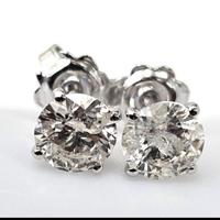 orecchini diamante 1,02 carati