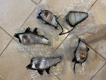 Frecce anteriori e posteriori Yamaha TMAX