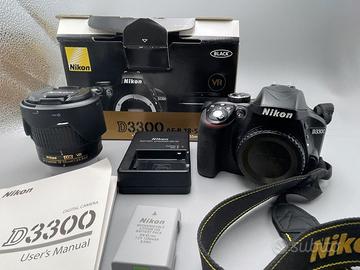 Nikon D3300 + Obiettivo 18-55mm - Kit Completo