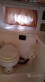 Barca a motore usata