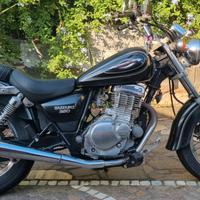 Suzuki GZ Marauder 250 - 2002