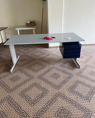 Scrivania Olivetti Synthesis