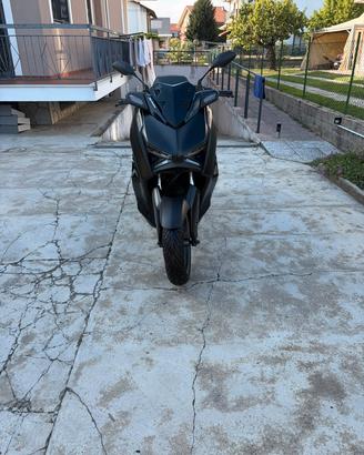 X MAX TECH MAX 300 2023 7.700 KM 