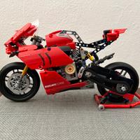 Lego Ducati panigale v4 r