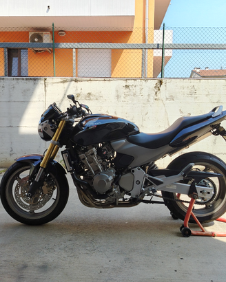Honda Hornet 600 2005 restyle