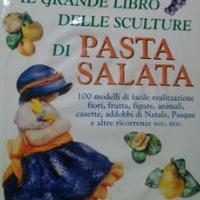 Libri pasta di sale e sculture di pane