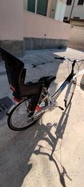 Bicicletta da donna in alluminio con seggiolino 