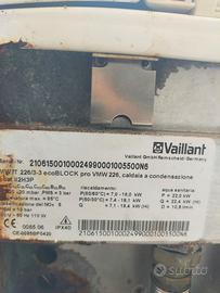 Caldaia Vaillant per pezzi di ricambio