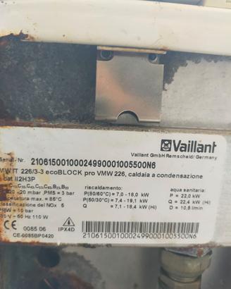 Caldaia Vaillant per pezzi di ricambio