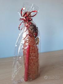 Bottiglia natalizia decorata con cera