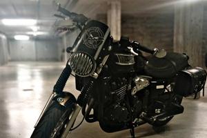 TRIUMPH LEGEND TT 900 BLACK DESERT