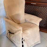Poltrona Autosollevante elettrica