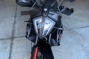 KTM 890 adventure