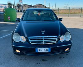 Mercedes Benz w203 c 200 cdi (elegance)