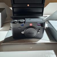 Leica M10 R