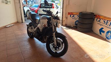 Suzuki GSR 600 PERMUTO SCOOTER 250-400