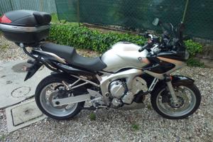 Yamaha Fazer 600