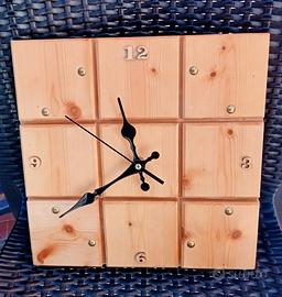 orologio in legno 
