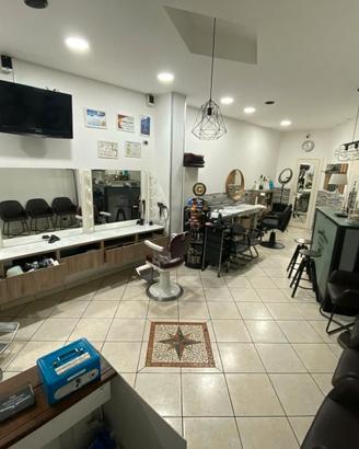 Locale commerciale fronte strada