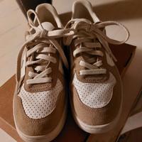 Veja sneakers