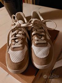 Veja sneakers