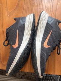 Nike scarpe
