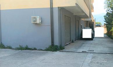 Amaseno (FR) locale commerciale