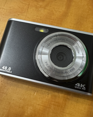 Fotocamera Digitale 4K 48MP con Accessori – NUOVA