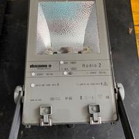 2 fari illuminazione proiettori Rodio2 150W