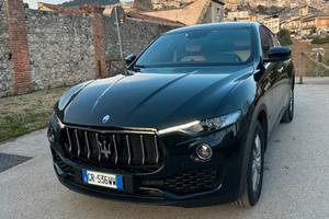 Maserati Levante 3.0 V6 275cv Gransport