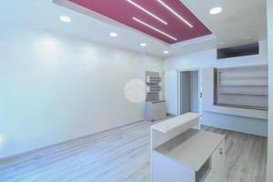 NEGOZIO A CARAVAGGIO