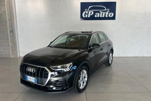 Audi Q3 35 TDI S tronic Business Advanced solo 73.