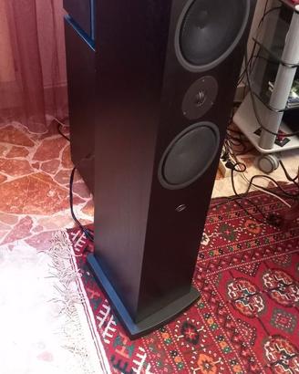 Casse acustiche diffusori da pavimento Linn