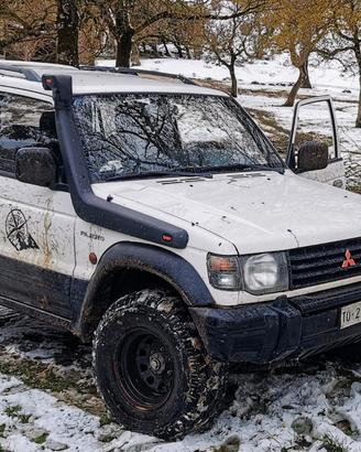 pajero gls
