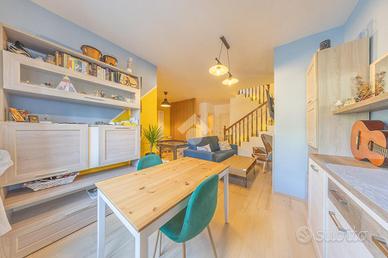 VILLA A SCHIERA A GUIDONIA MONTECELIO