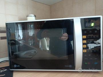 forno a microonde con grill