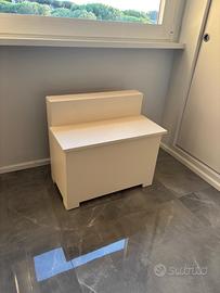 Panca contenitore in legno bianco