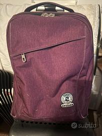 Zaino invicta con le rotelle