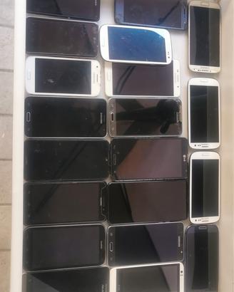 lotto telefoni vintage e smartphone 