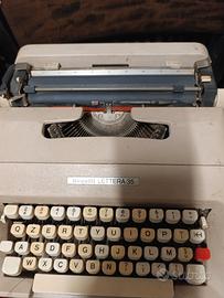 Macchina da scrivere 'Lettera 35'