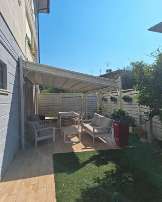 Pergola con telo retrattile