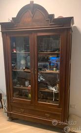 Armadio fine 800 restaurato a giorno