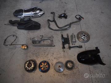 Ricambi parti motore piaggio beverly 500