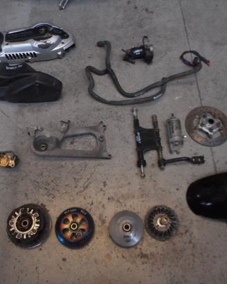 Ricambi parti motore piaggio beverly 500