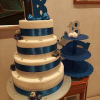Torta coregrafica 18 anni blu bianca e argento